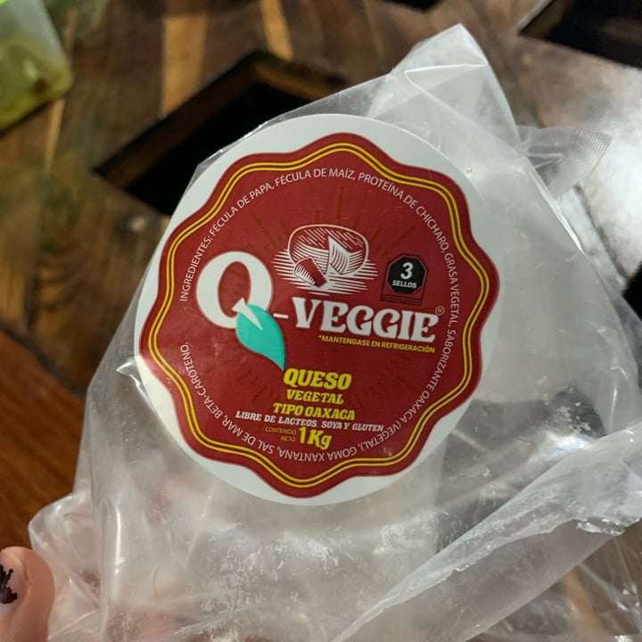 photo of Q veggie Queso Vegetal tipo Oaxaca shared by @mariaart on  18 Jan 2023 - review