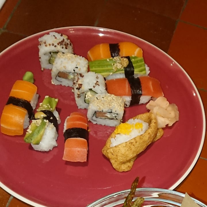 photo of 123V Petit Sushi Set shared by @sunmoony on  13 Feb 2023 - review