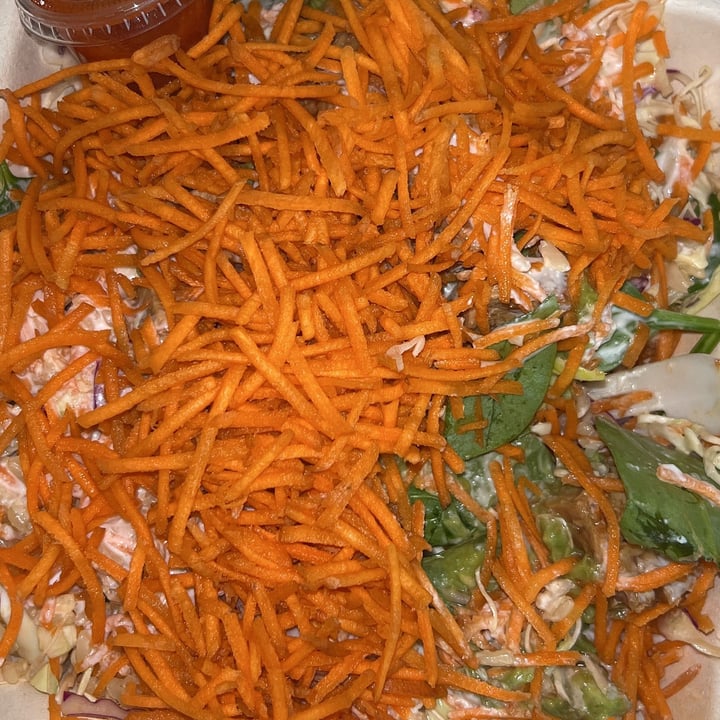 photo of The Vegan Yacht Buffalo bowl shared by @alexisdani11 on  14 Apr 2023 - review