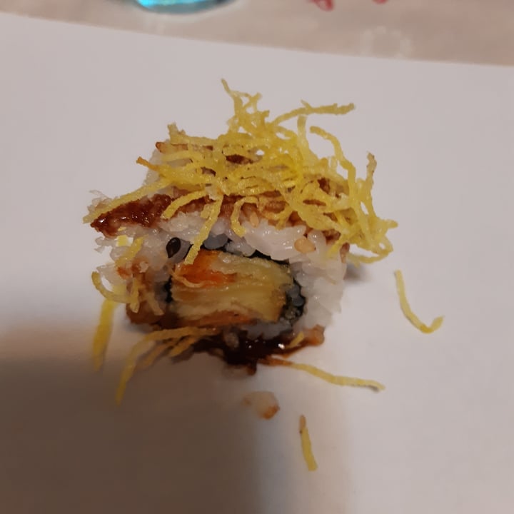 photo of Asia Fusion Sushi Crispy Vegetable Rolls shared by @laetitia16 on  15 Jan 2023 - review