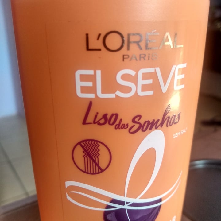 photo of L’Oréal PARiS Elseve Creme De Pentear Cachoso Liso das Sonhas  shared by @marciacarvalho on  21 Apr 2023 - review