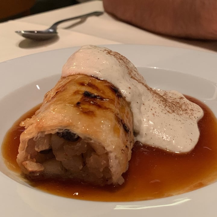 photo of Amador Strudel De Manzana shared by @sechague on  04 Mar 2023 - review