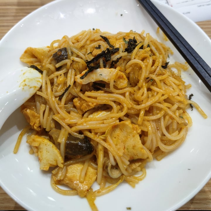 photo of Lotus Café 蓮心食坊 Signature Stir-fried Laksa shared by @davidhuang96 on  01 Jun 2023 - review