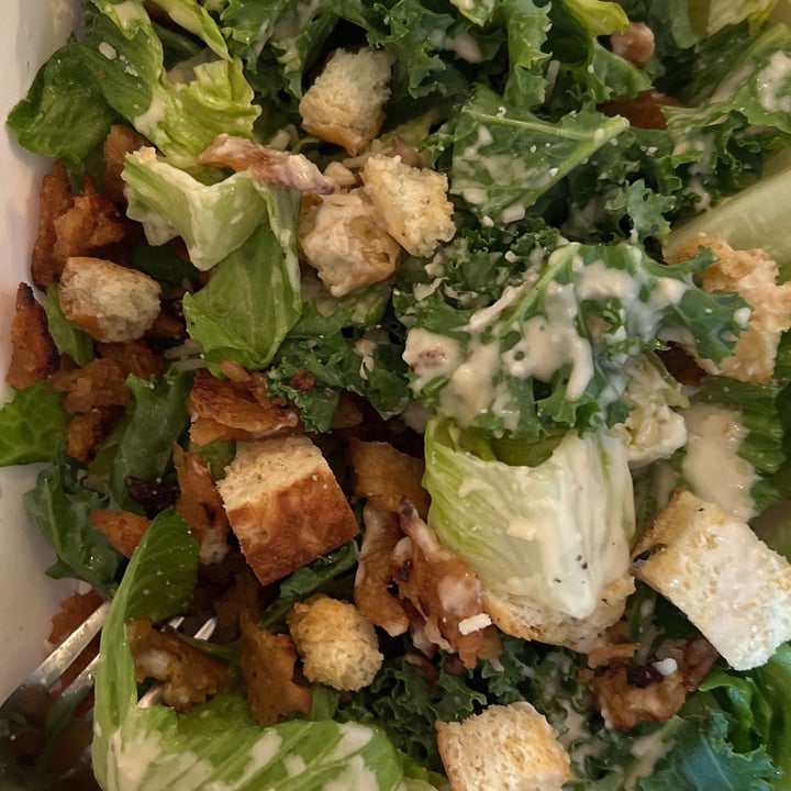 photo of Thunderbird Bar Vegan Kale Caesar with Soy Curls shared by @herbivoracious on  01 Jun 2023 - review