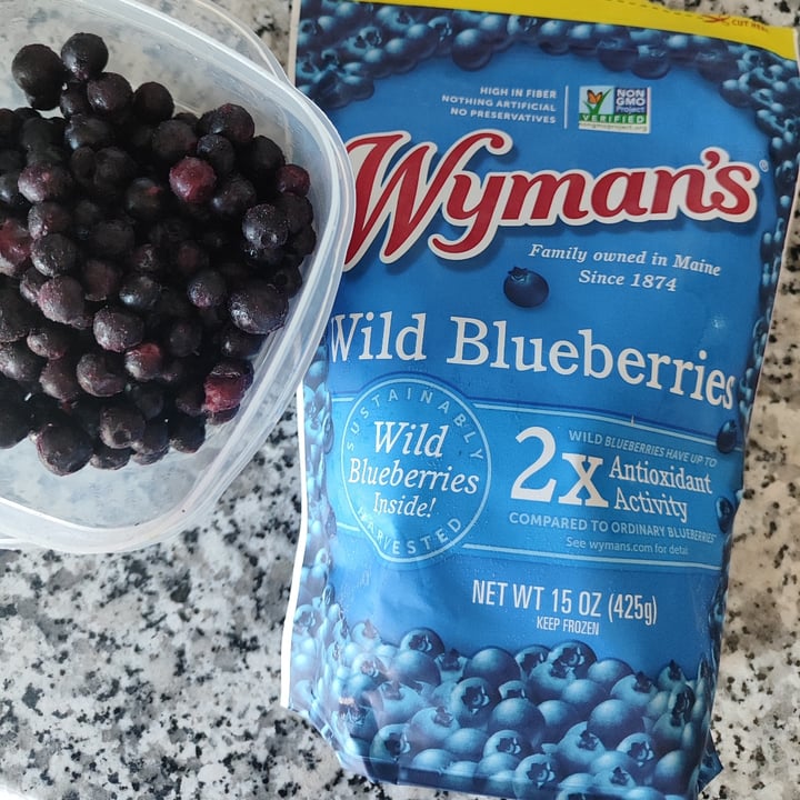 photo of Wyman’s Wild blueberries shared by @littleredmushroom on  27 May 2023 - review
