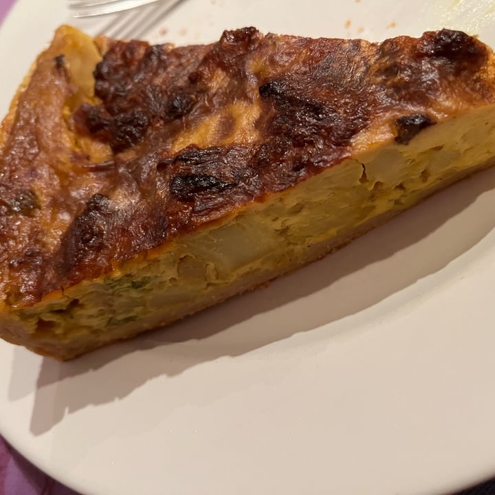 photo of Land&Monkeys Amsterdam Quiche du Jour shared by @alistar on  21 Dec 2022 - review