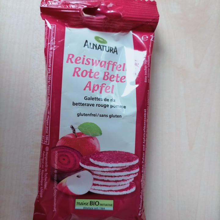 photo of Alnatura reiswafeln rote bete apfel shared by @zimtundingwer on  17 Feb 2023 - review