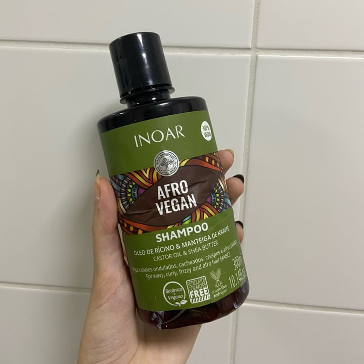 photo of Inoar Afro vegan shampo shared by @kathsz on  13 Mar 2023 - review