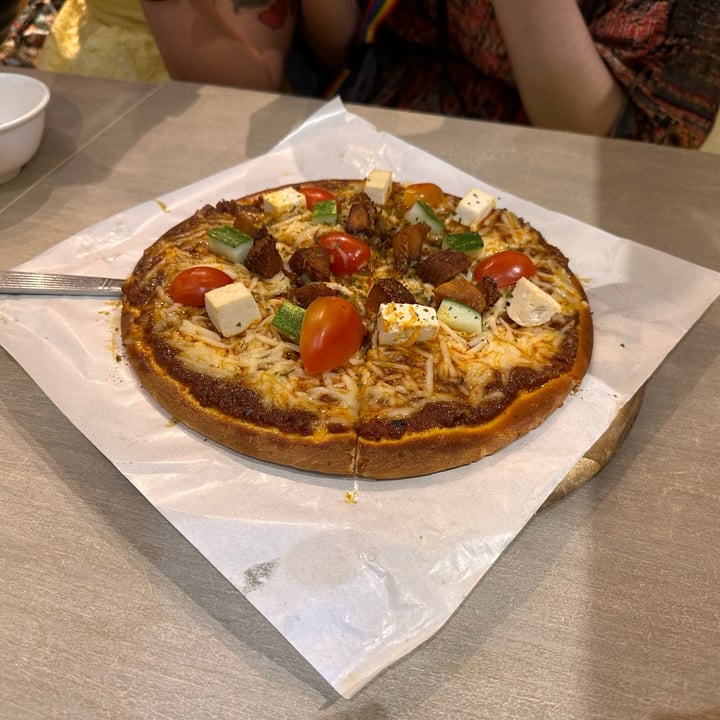 photo of Flavours by Saute Curry Rendang Lion Mane Pizza shared by @dafnelately on  21 May 2023 - review