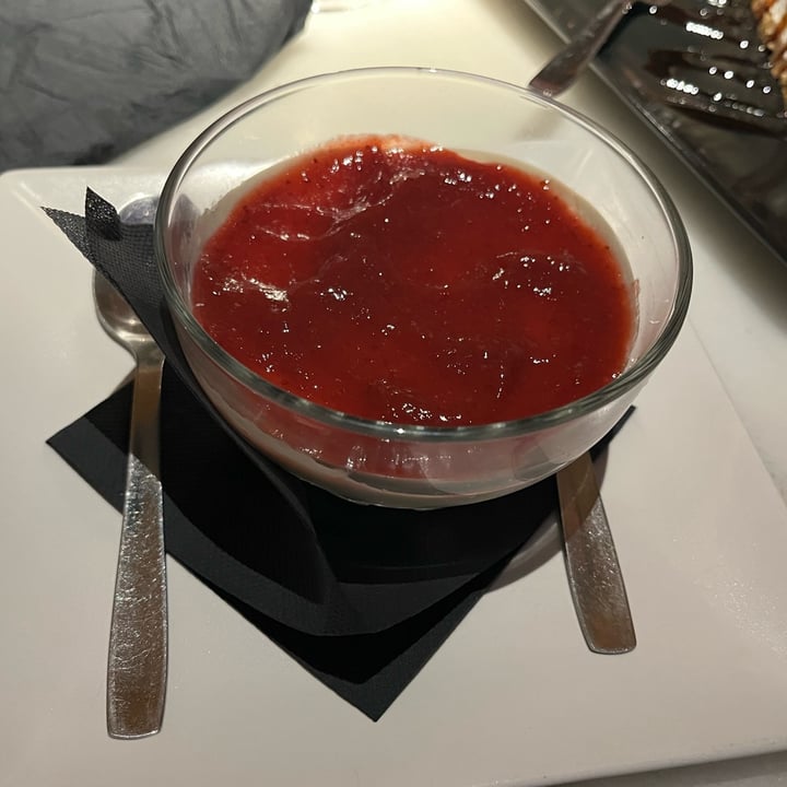 photo of Choose Ristorante Naturale Panna Cotta shared by @irenevegan on  31 Jan 2023 - review