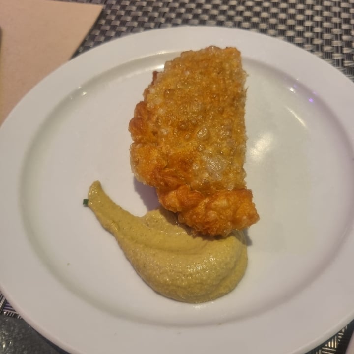 photo of Los Andenes Puerta Toledo empanada criolla shared by @gemmika on  28 Feb 2023 - review
