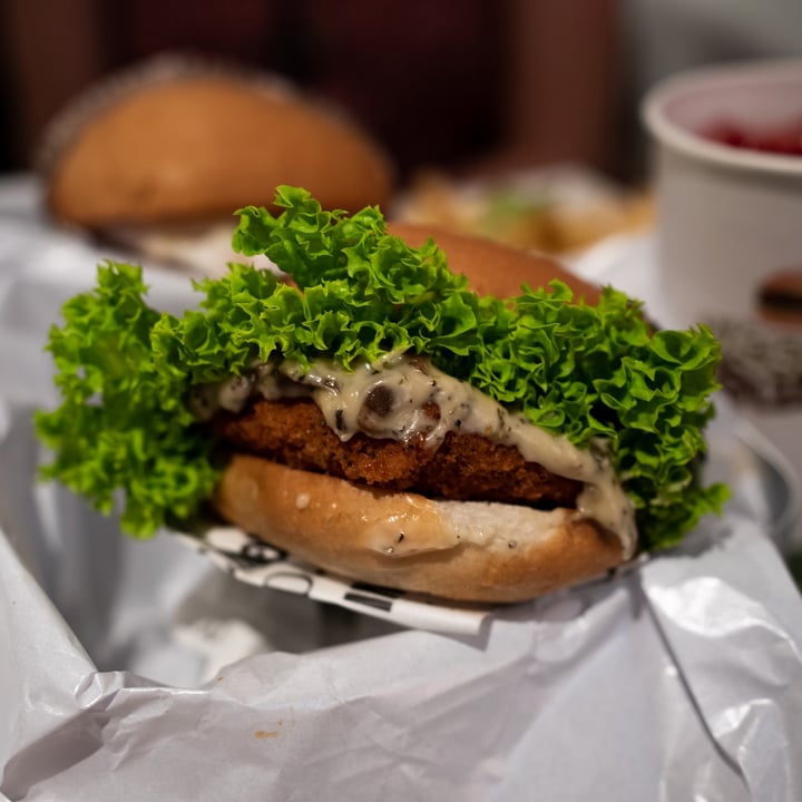 photo of VEGANBURG Woodleigh Shrooms Burg shared by @themancvegansg on  03 Jun 2023 - review