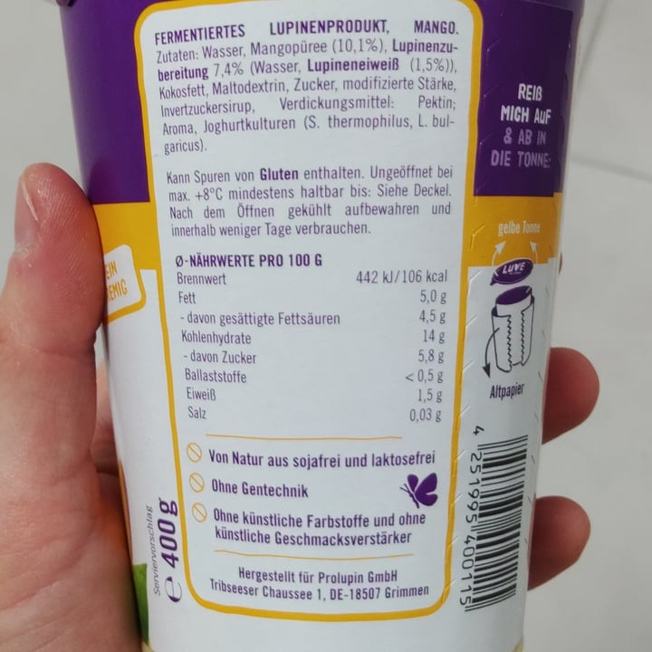 photo of Made With Luve Luve Lughurt Mango (yogurt) shared by @saechsine on  18 Jan 2023 - review