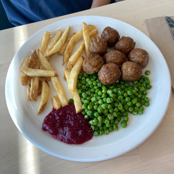 IKEA Coquitlam Coquitlam, Canada Plant Balls Review abillion