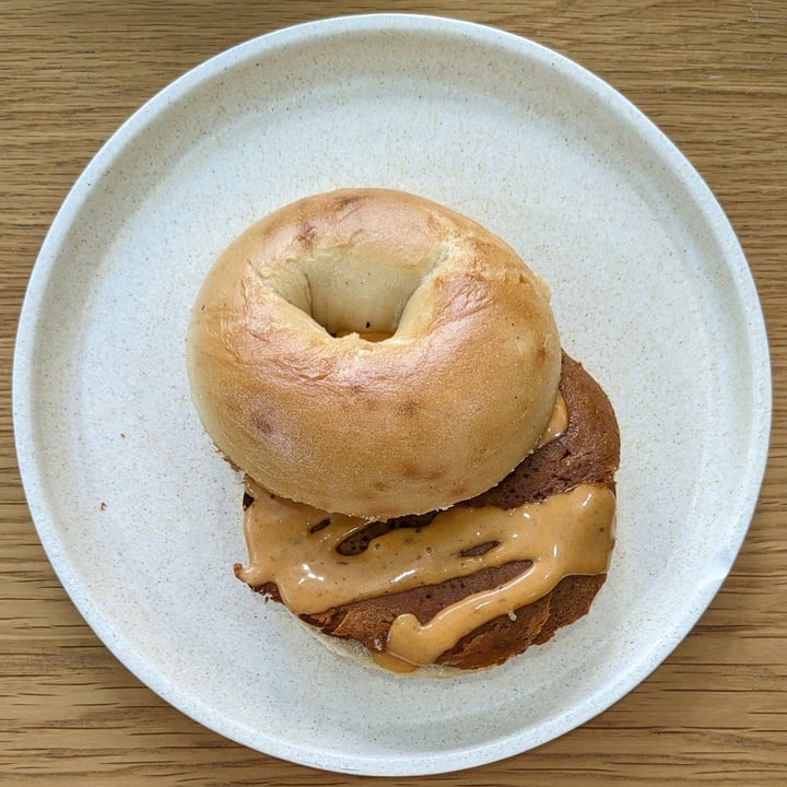 photo of Shift Eatery THE BEST VEGAN BACON + EGG BAGEL IN THE WORLD shared by @xinru-t on  12 Jul 2023 - review