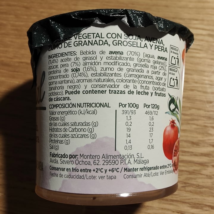 photo of Montero Alimentación Postre Vegetal con Granada, Grosella y Pera shared by @sym on  24 Feb 2023 - review