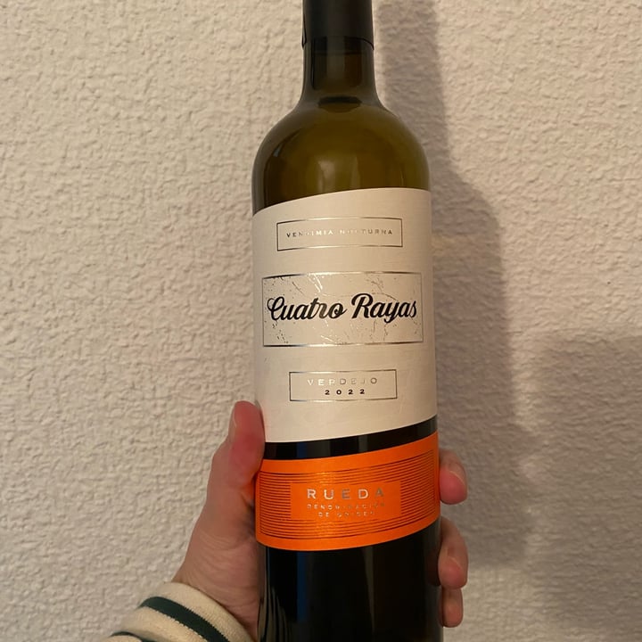 photo of Bodega Cuatro Rayas Verdejo Cosecha Nocturna shared by @ruth84 on  29 Jan 2023 - review