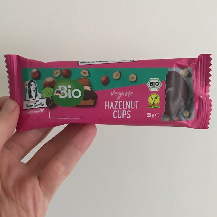 photo of dmBio Vegane hazelnut cups shared by @dgchrt on  18 Jan 2023 - review