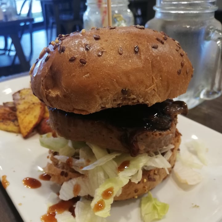 photo of PS GREEN Beyond BBQ Burger shared by @lamy on  09 Apr 2023 - review