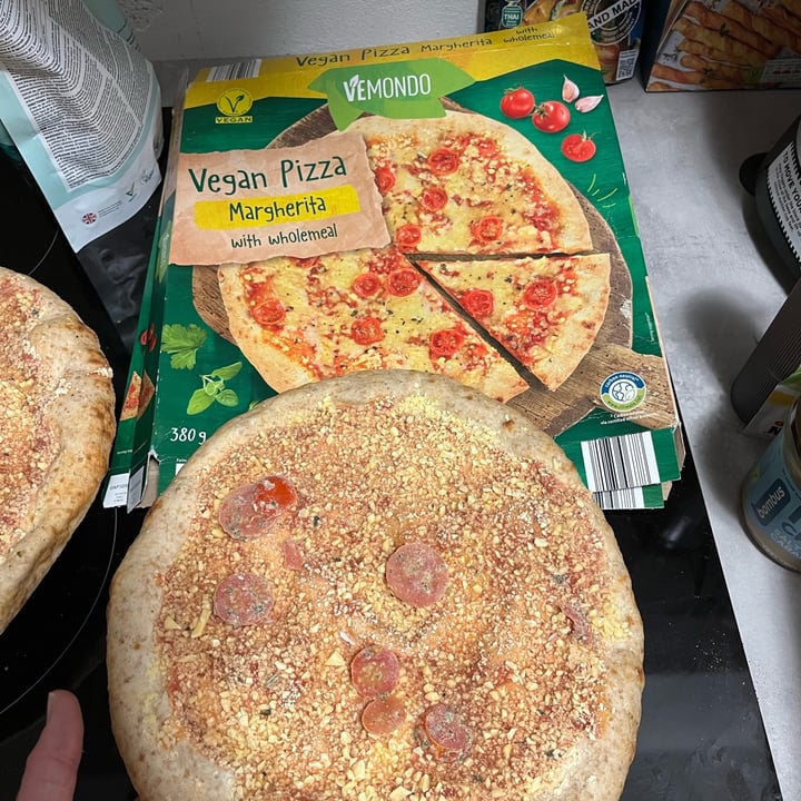 photo of Vemondo Margherita Pizza wholemeal flour shared by @snappyj on  14 Apr 2023 - review