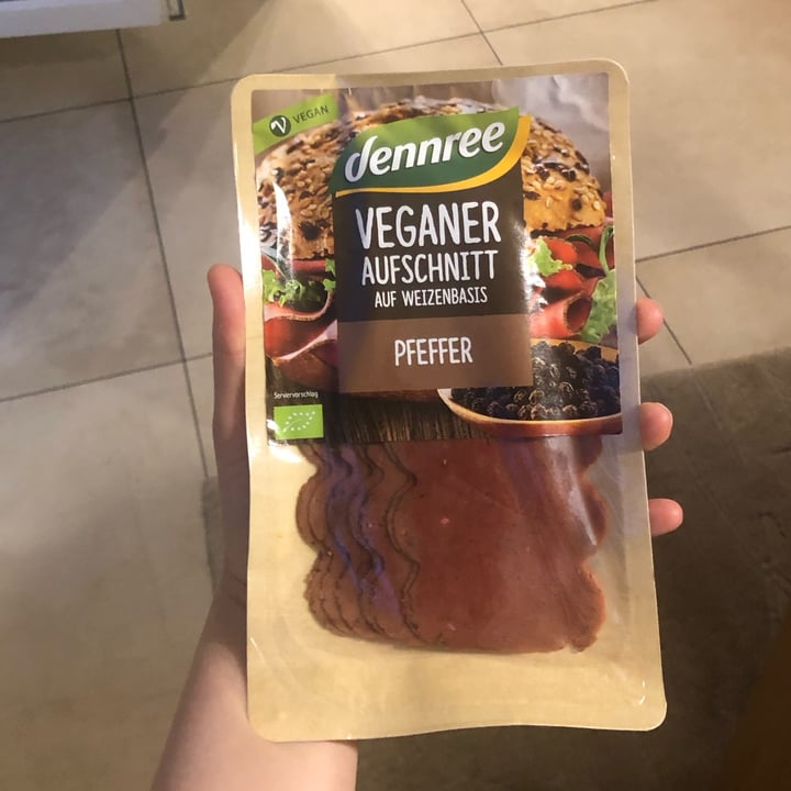 photo of Dennree Veganer Aufschnitt Pfeffer shared by @evelynsarah on  24 Jun 2023 - review