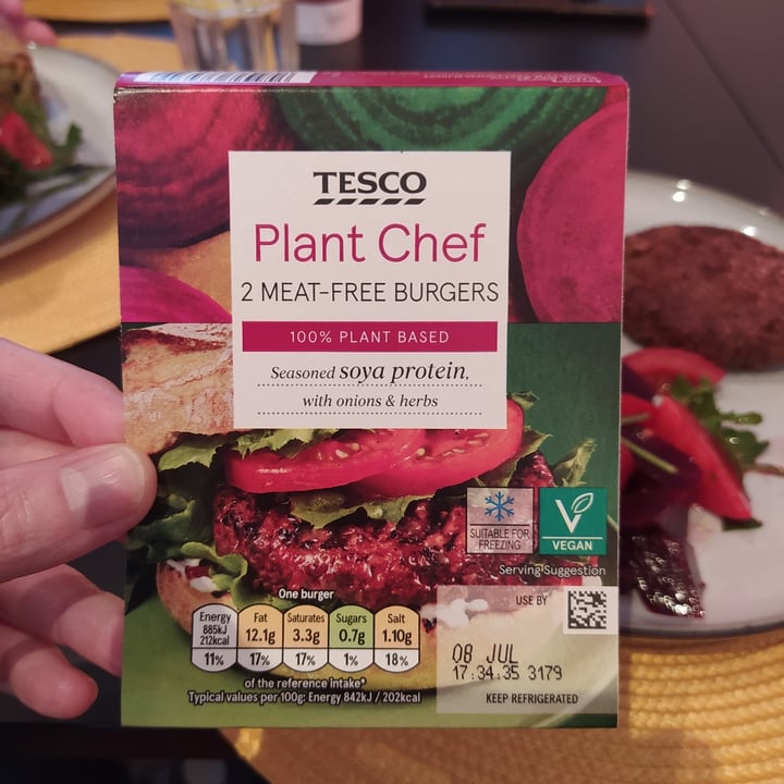 photo of Tesco Plant Chef 2 Meat-Free Burgers shared by @chiaraveg75 on  14 Aug 2023 - review