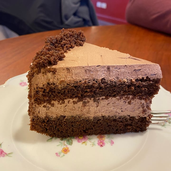 photo of Snug The Comfort Café Devil's Food Cake shared by @giuliaghil on  29 Jan 2023 - review