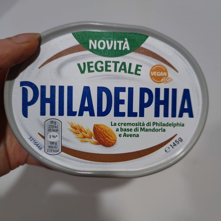 photo of Philadelphia Almond & Oat Based shared by @anothersoul on  24 Jun 2023 - review