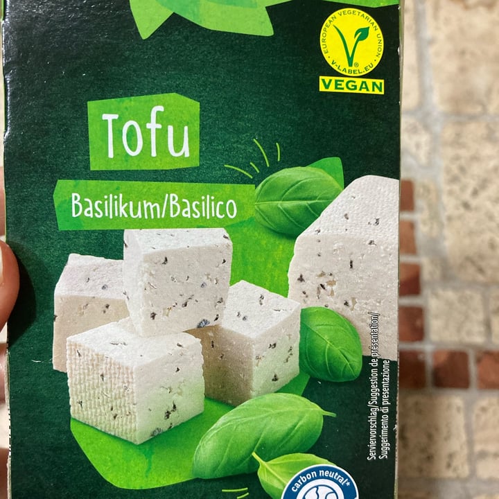 photo of Vemondo Basil tofu shared by @itsfab on  21 Feb 2023 - review