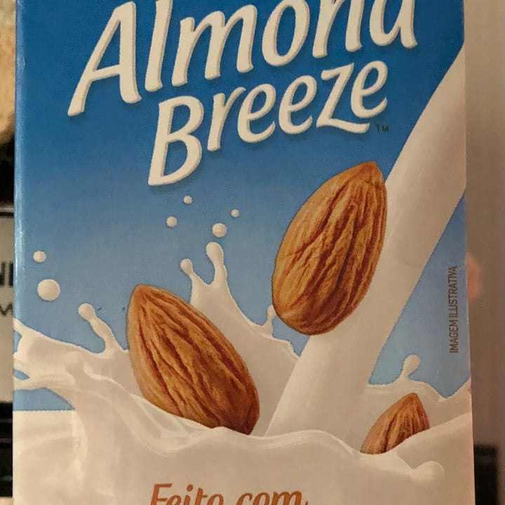 photo of Almond Breeze Almond Breeze,leite De Amendoas shared by @leilamell on  18 Dec 2022 - review