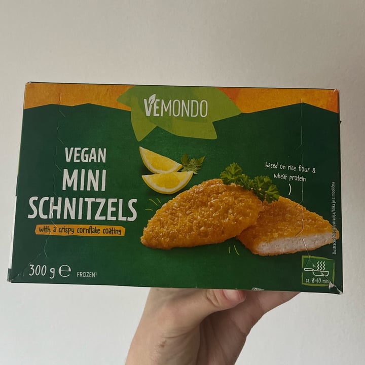 photo of Vemondo Vegan Mini Schnitzel shared by @vunkalino on  15 Jan 2023 - review
