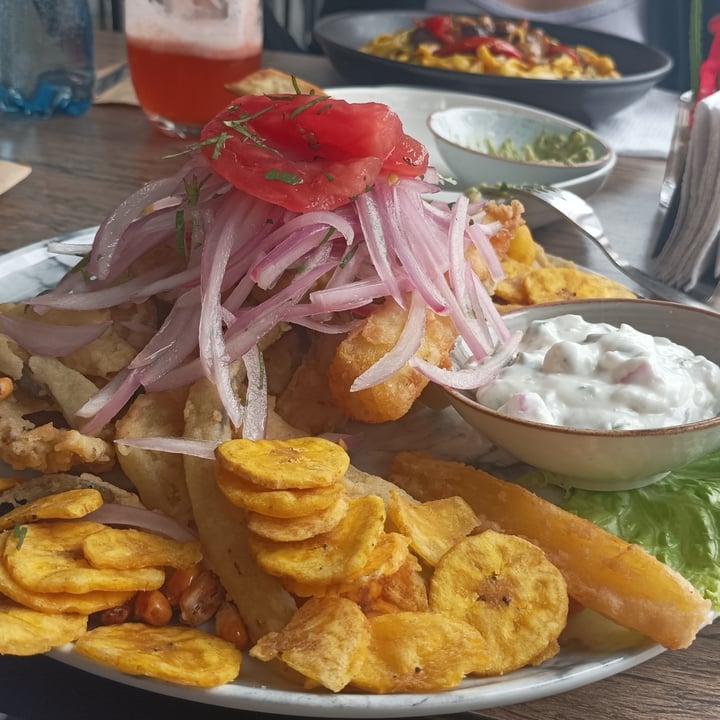 photo of El Chino Vegano Jalea mixta shared by @irisvegan on  31 Jan 2023 - review