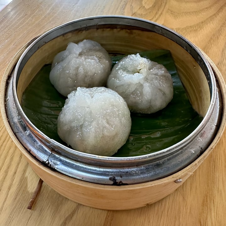 photo of Yuan Xiang Vegetarian Three mushroom dumpling shared by @qiiaannn on  25 Feb 2023 - review