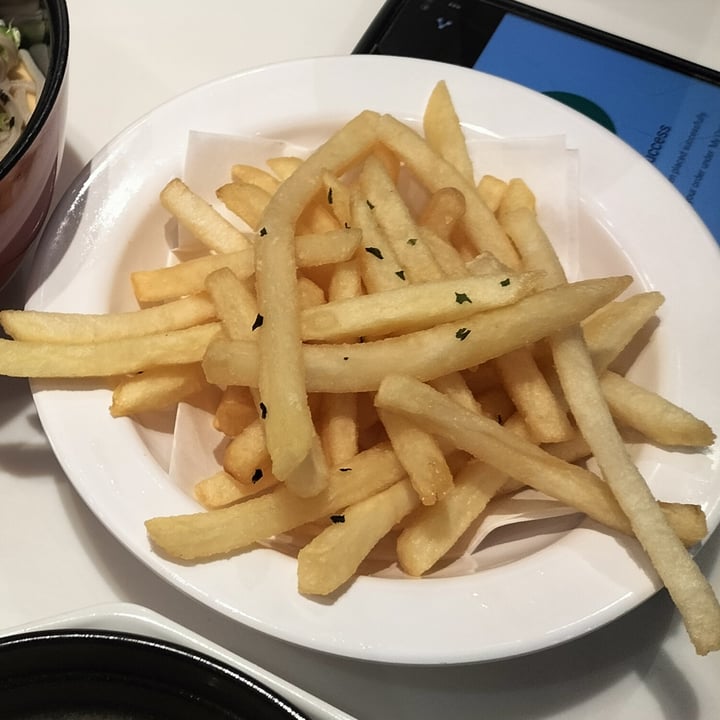 photo of Genki Sushi - Bugis+ French Fries shared by @glitteryunicorn on  20 Apr 2023 - review