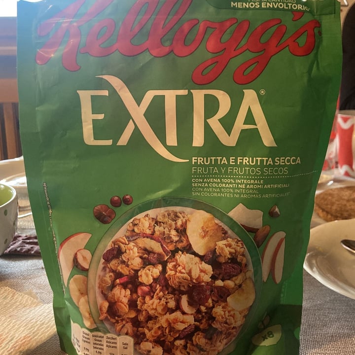 photo of Kellog’s Extra Granola Frutta e Frutta Secca shared by @venaria on  26 Feb 2023 - review