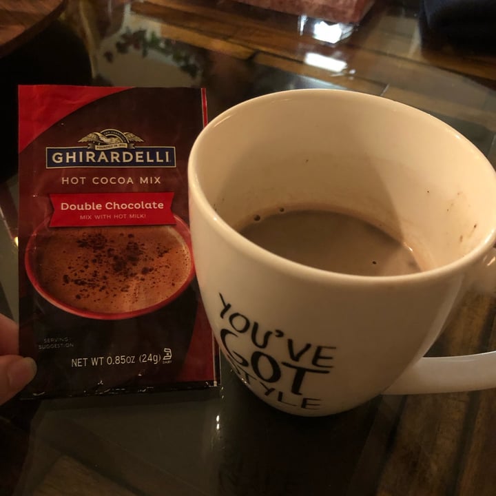 photo of Ghirardelli Premium Hot Cocoa Double Chocolate shared by @michi0246 on  23 Dec 2022 - review