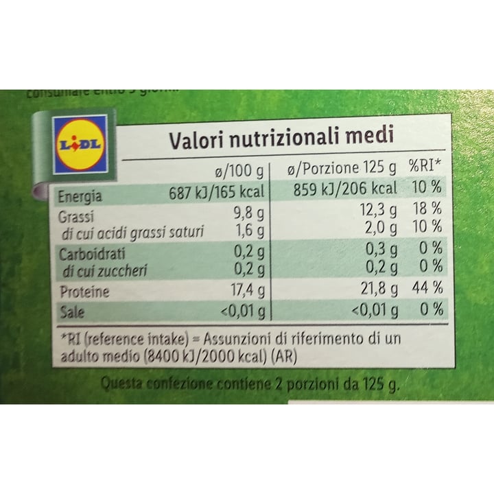 photo of Vemondo Tofu alle erbette shared by @luciadabramo on  29 Mar 2023 - review