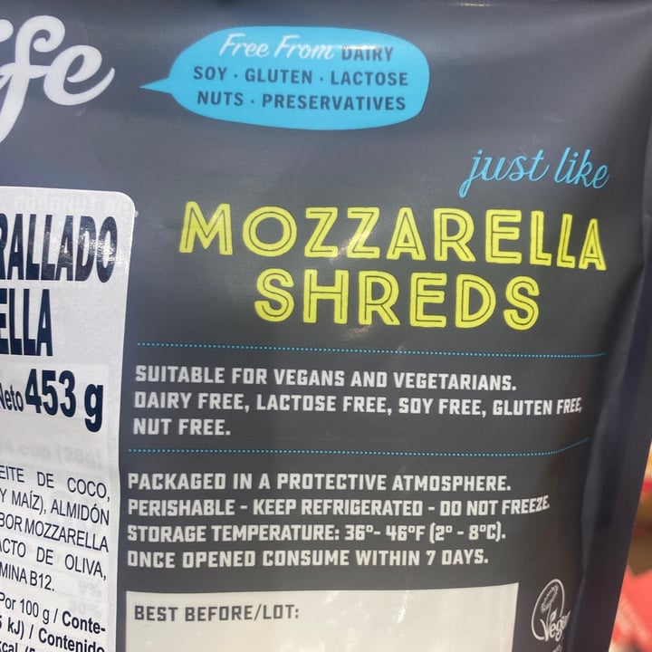 photo of Violife Mozzarella Shreds shared by @thalyhdz on  14 Jan 2023 - review