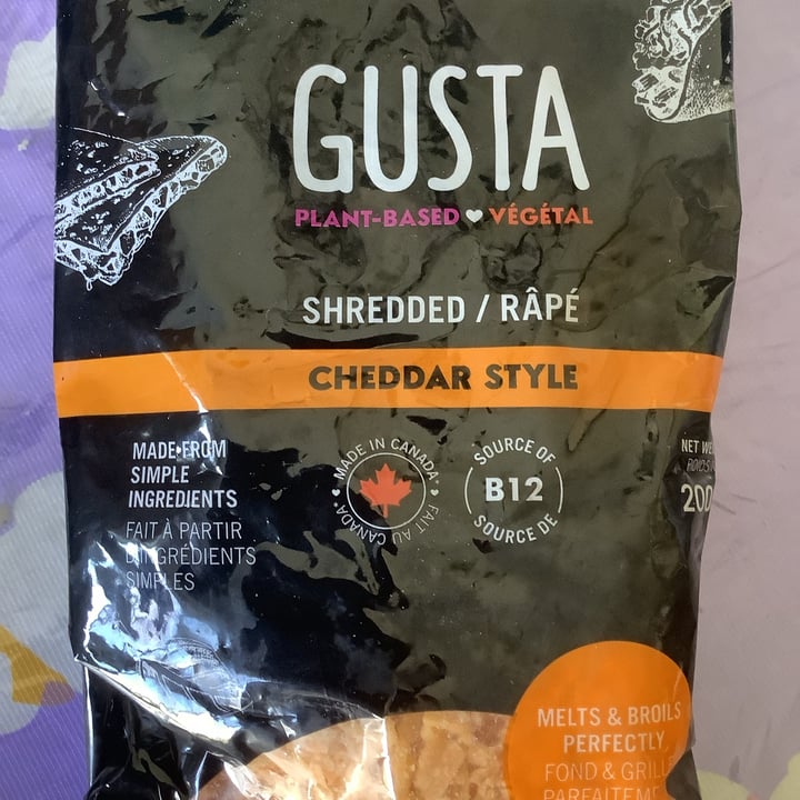 photo of Gusta Shredded Cheddar Style shared by @jujugato on  09 Apr 2023 - review