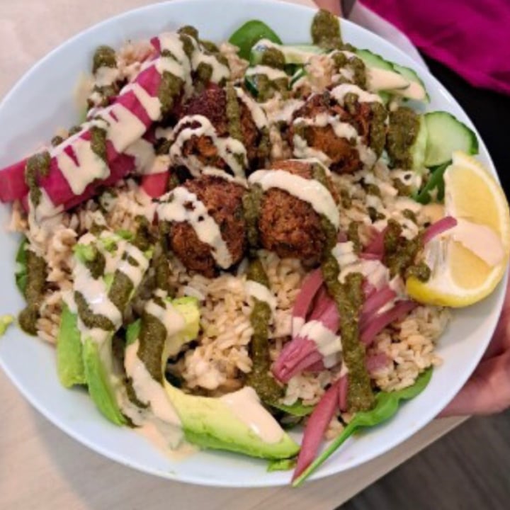 photo of Green Bar Falafel Bowl shared by @sueprozak on  27 Mar 2023 - review