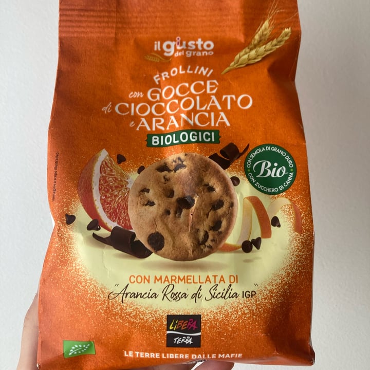 photo of Il gusto del grano Frollini Con Gocce Di Cioccolato E Arancia shared by @irebo02 on  30 Mar 2023 - review