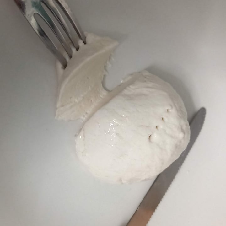 photo of Dream Farm Alternativa vegetale alla mozzarella shared by @ely92 on  02 Jun 2023 - review