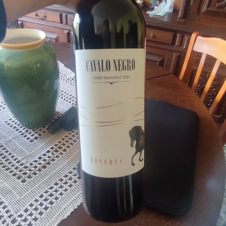 photo of Parras Wines Cavalo Negro Vinho Regional Tejo Tinto shared by @brumpaloma on  20 Feb 2023 - review