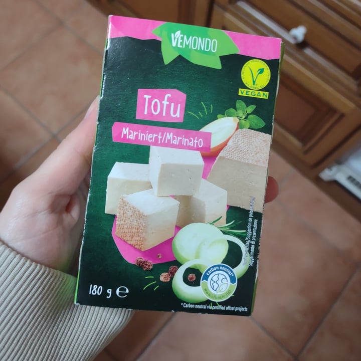 photo of Vemondo Tofu Marinated In Soy Sauce  shared by @eleonxra on  24 Jan 2023 - review