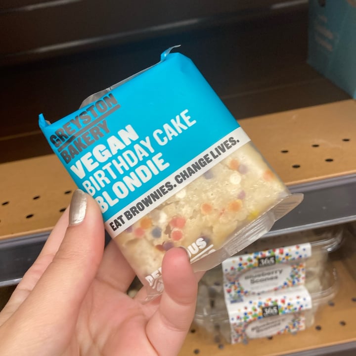 photo of Greyston Bakery Vegan Birthday Cake Blondie shared by @barbara22 on  01 Apr 2023 - review