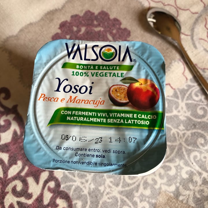 photo of Valsoia Yogurt alla pesca&maracuja shared by @millathecaterpillar on  12 May 2023 - review