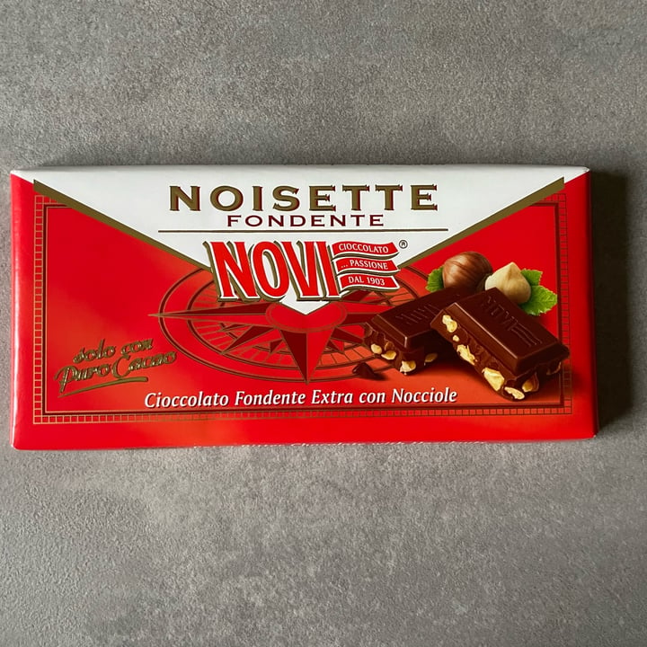 photo of Novi cioccolato fondente extra con nocciole shared by @vveggie on  31 Mar 2023 - review