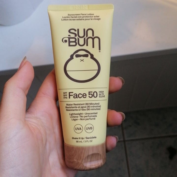 photo of Sun Bum Sun Bum Face 50 shared by @mizzom on  28 Mar 2023 - review