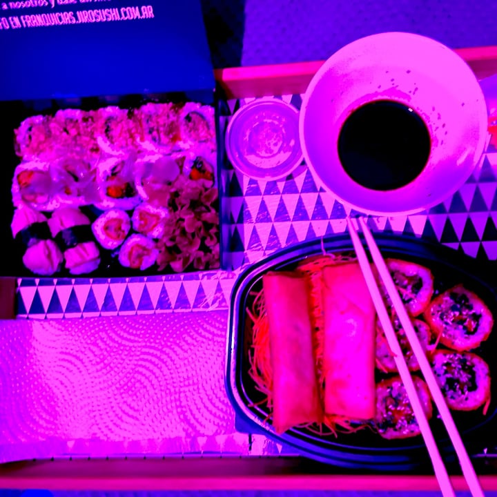 photo of Jiro Sushi Combinado vegan shared by @wmdiomedi on  15 Jan 2023 - review