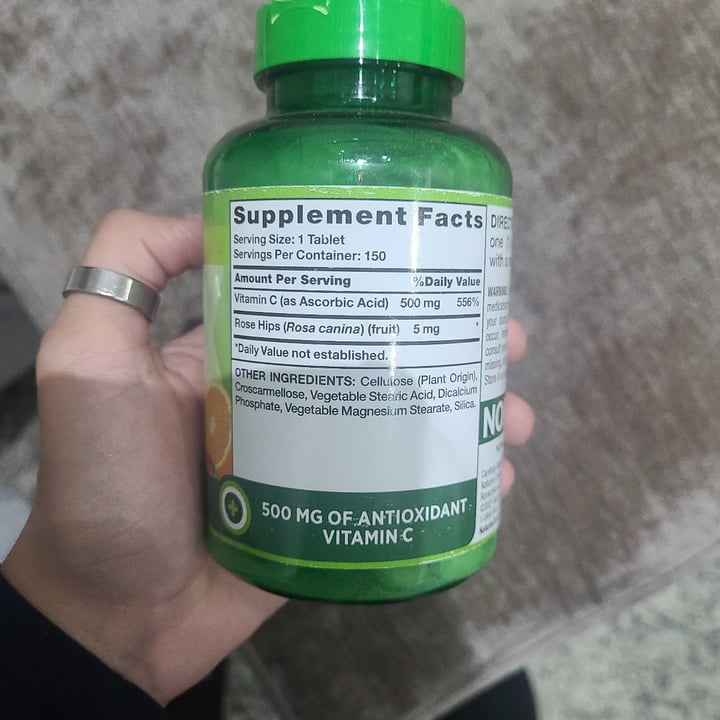 photo of Nature's Truth vitamina c shared by @giovannathais on  25 May 2023 - review